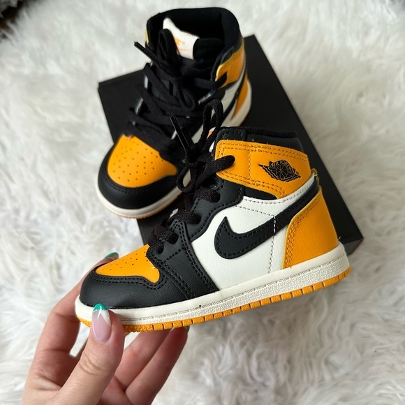 Jordan OGs - Picture 1 of 8